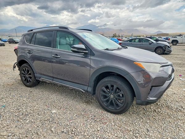 2018 TOYOTA RAV4 Adventure/XLE