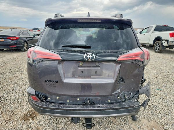 2018 TOYOTA RAV4 Adventure/XLE