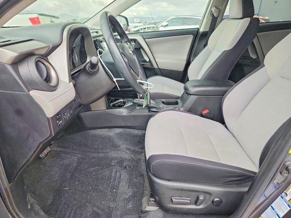 2018 TOYOTA RAV4 Adventure/XLE