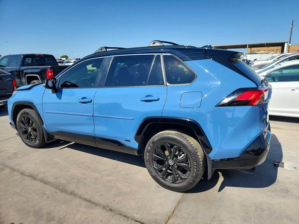 2025 TOYOTA RAV4 XSE