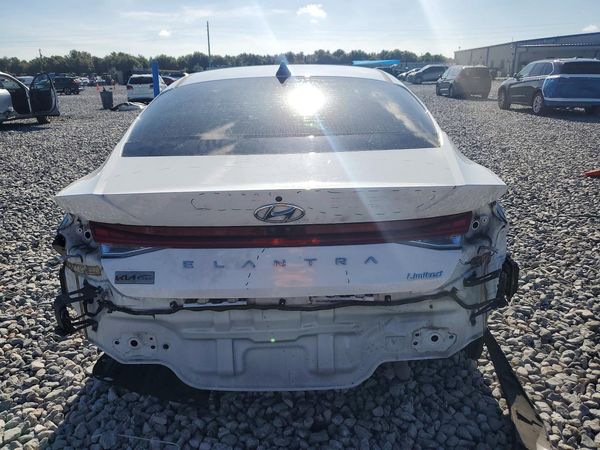 2021 HYUNDAI ELANTRA Limited