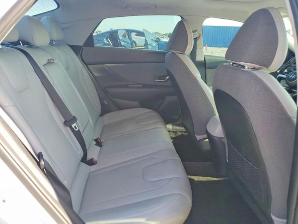 2021 HYUNDAI ELANTRA Limited