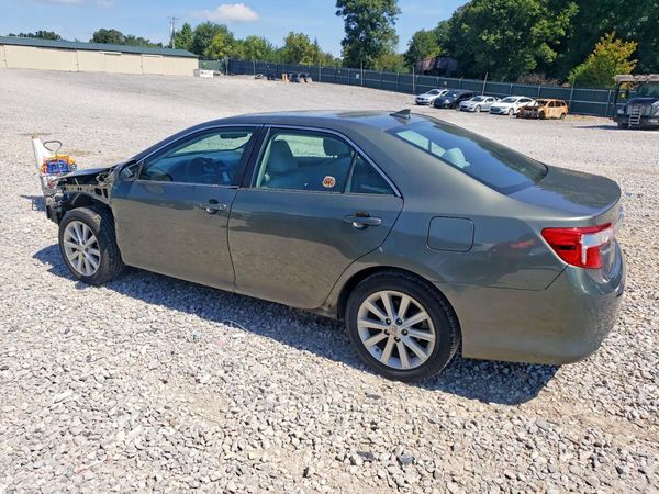 2014 TOYOTA CAMRY Hybrid