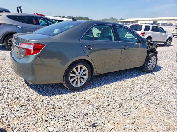 2014 TOYOTA CAMRY Hybrid