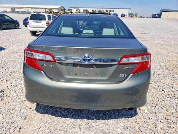 2014 TOYOTA CAMRY Hybrid