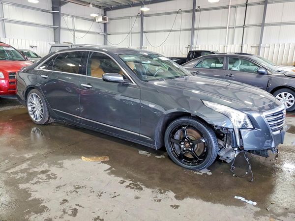 2017 CADILLAC CT6 Luxury