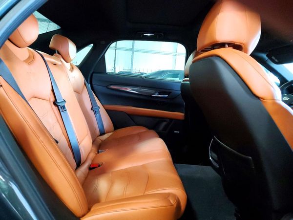 2017 CADILLAC CT6 Luxury