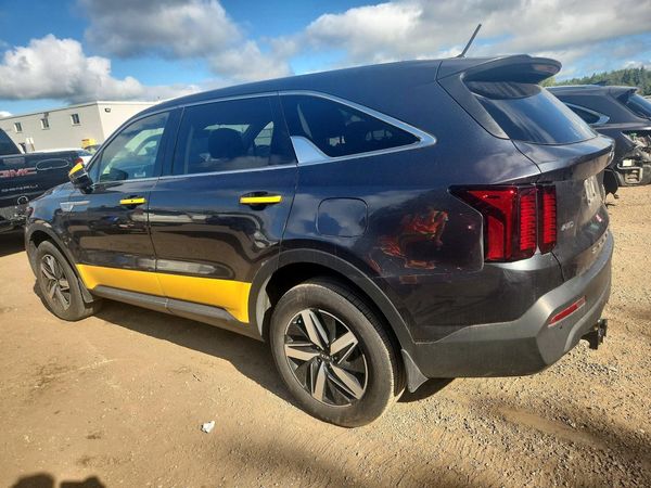 2021 KIA SORENTO LX