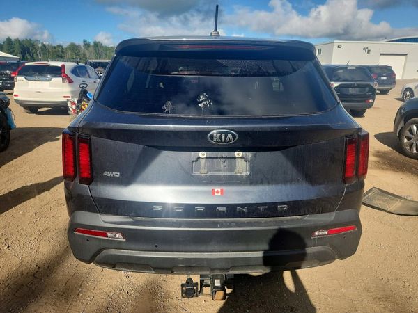 2021 KIA SORENTO LX