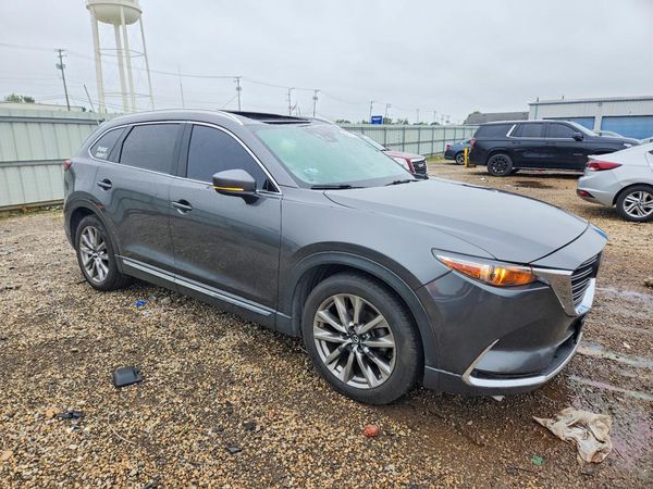 2017 MAZDA CX-9 Signature