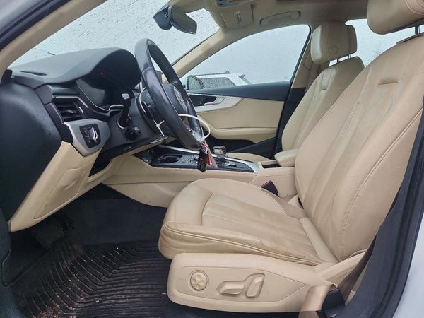 2017 AUDI A4 quattro Premium Plus