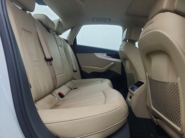2017 AUDI A4 quattro Premium Plus