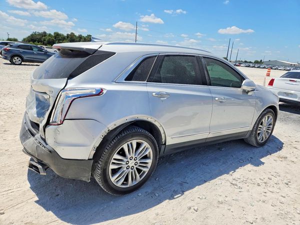 2018 CADILLAC XT5 Premium Luxury