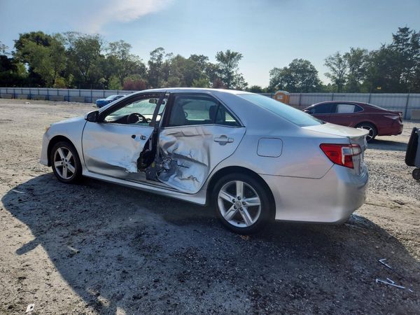 2013 TOYOTA CAMRY