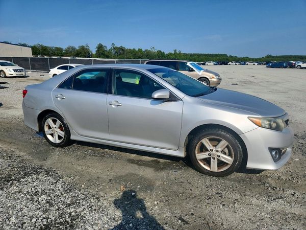 2013 TOYOTA CAMRY