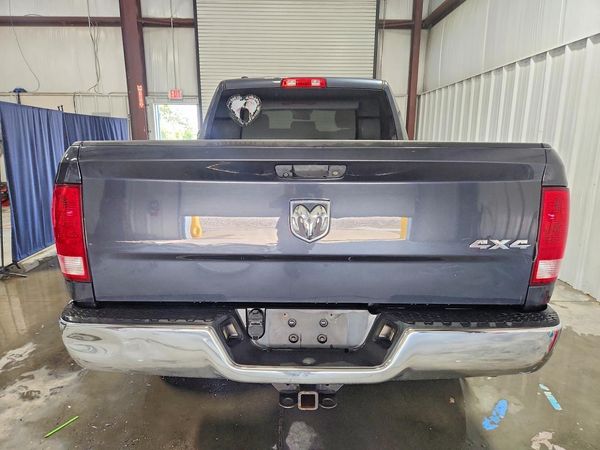 2017 RAM 1500 ST