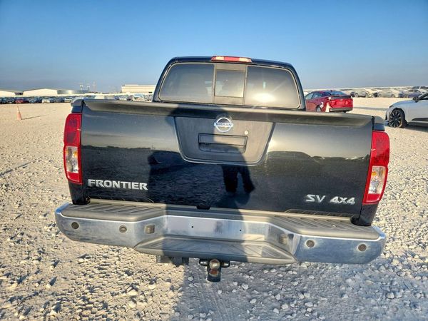2021 NISSAN FRONTIER Crew Cab