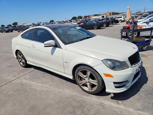 2012 MERCEDES-BENZ C C250