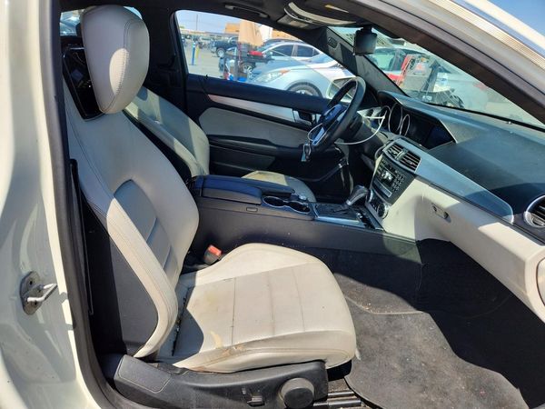 2012 MERCEDES-BENZ C C250