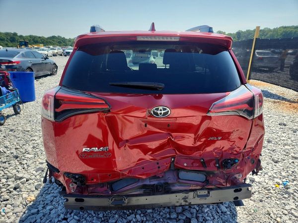 2017 TOYOTA RAV4 XLE