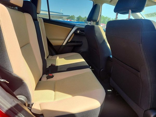 2017 TOYOTA RAV4 XLE