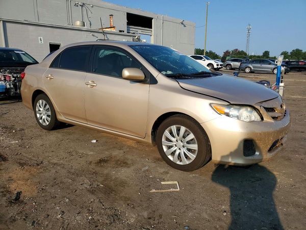 2012 TOYOTA COROLLA