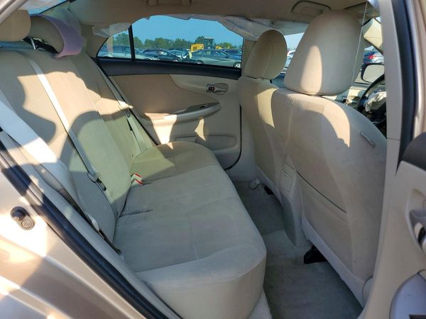 2012 TOYOTA COROLLA