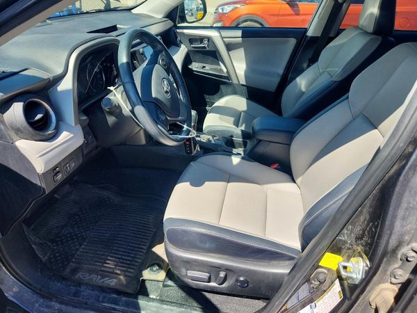2017 TOYOTA RAV4 Ltd/SE Platinum