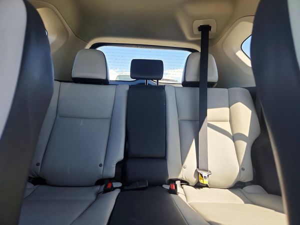 2017 TOYOTA RAV4 Ltd/SE Platinum