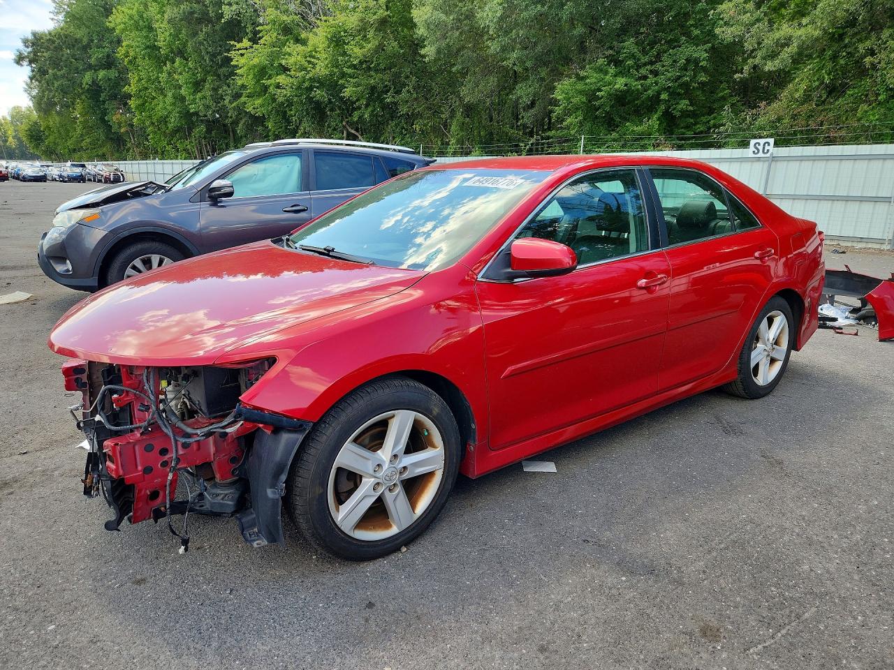 2014 TOYOTA CAMRY