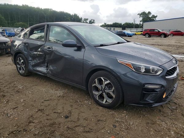 2021 KIA FORTE FE, LXS