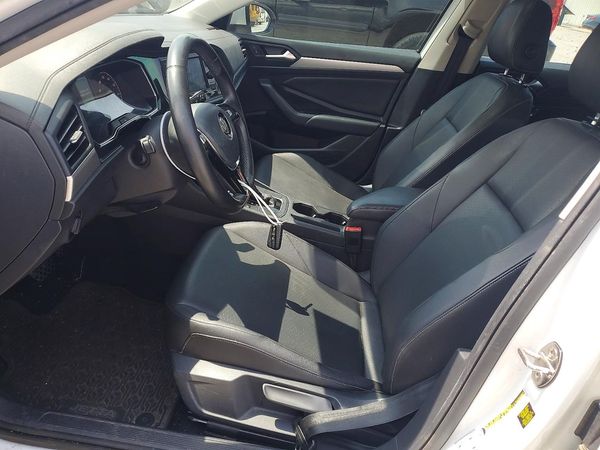 2019 VOLKSWAGEN JETTA S, SE, R-Line — ODOM