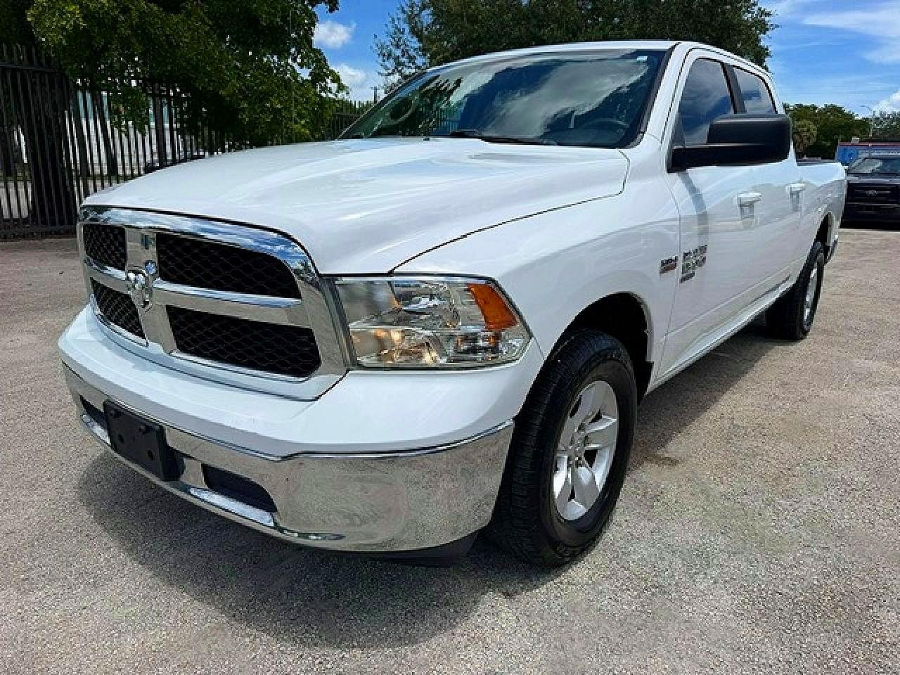2021 RAM 1500 CLASSIC SLT