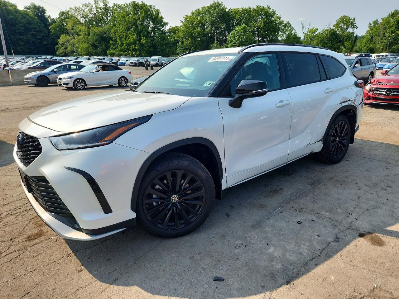 2025 TOYOTA HIGHLANDER