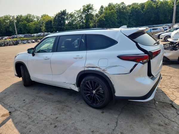2025 TOYOTA HIGHLANDER