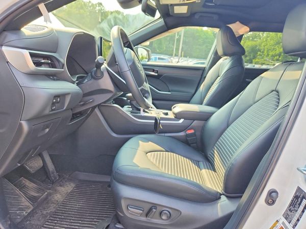 2025 TOYOTA HIGHLANDER