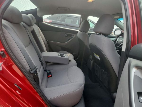 2016 HYUNDAI ELANTRA
