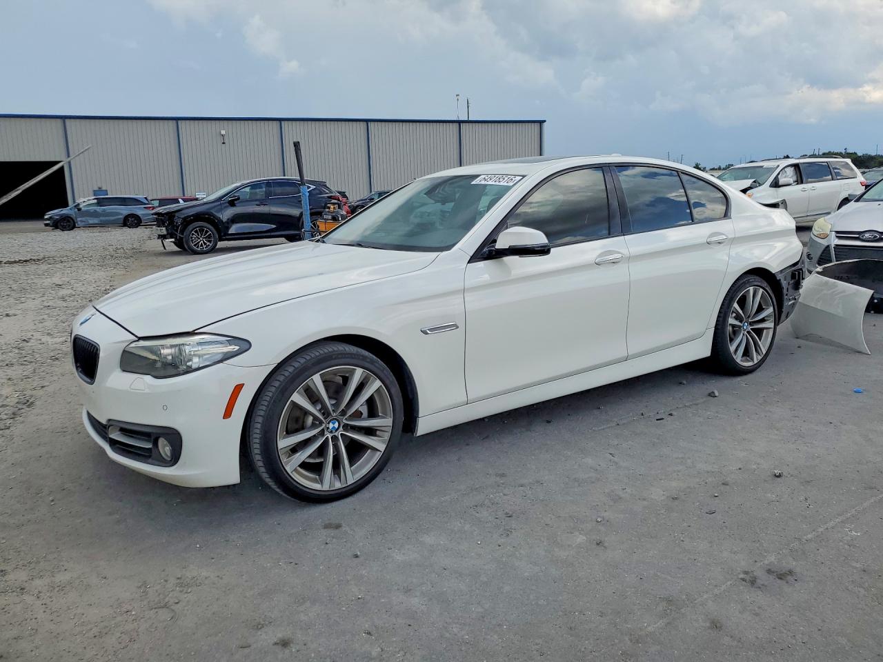 2016 BMW 528