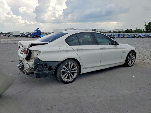 2016 BMW 528