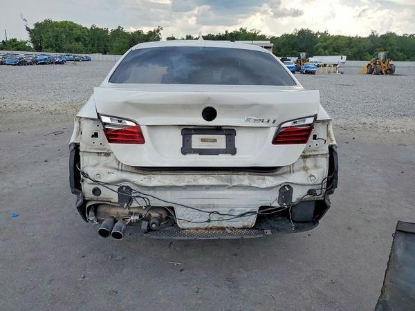 2016 BMW 528