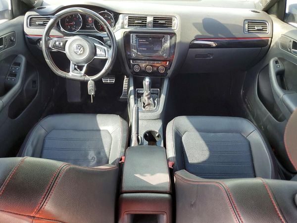 2017 VOLKSWAGEN JETTA