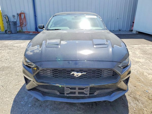 2019 FORD MUSTANG I4 Coupe