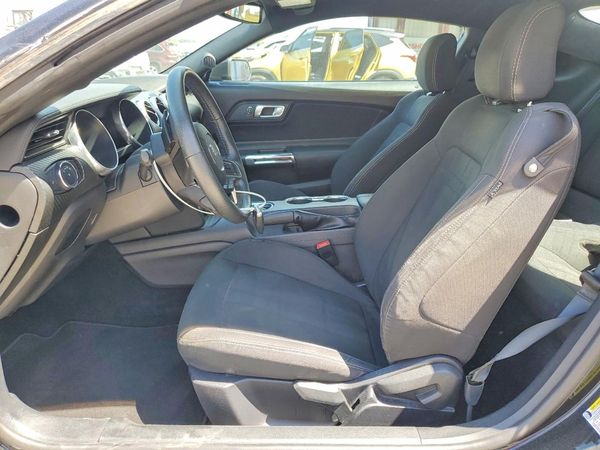 2019 FORD MUSTANG I4 Coupe