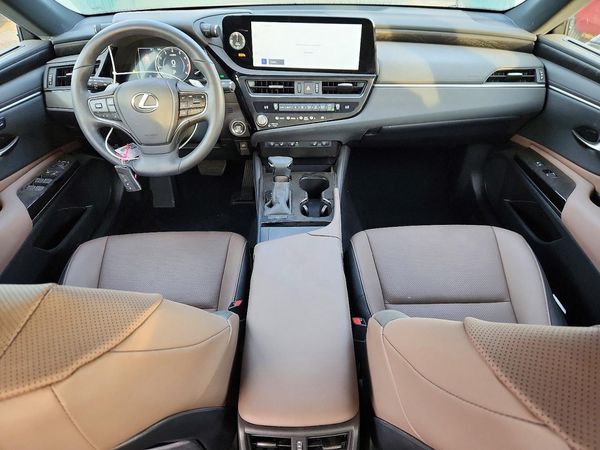 2024 LEXUS ES 250 250 Premium