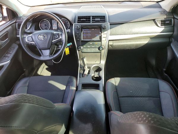 2015 TOYOTA CAMRY