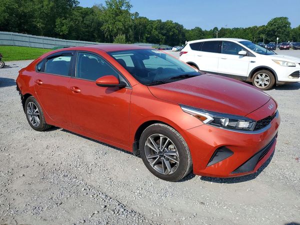 2022 KIA FORTE FE, LXS