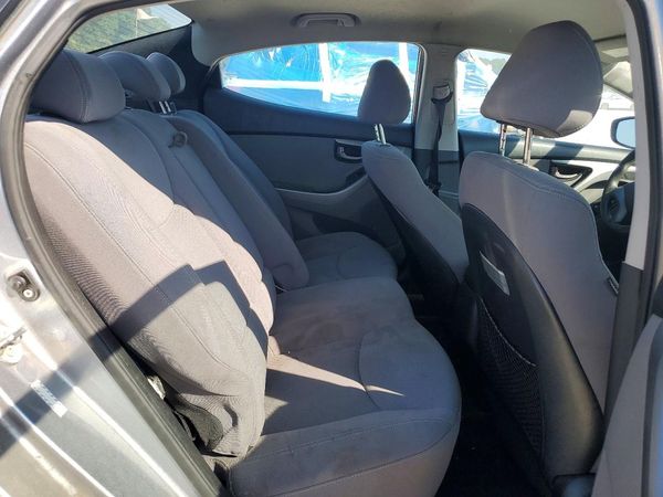 2016 HYUNDAI ELANTRA