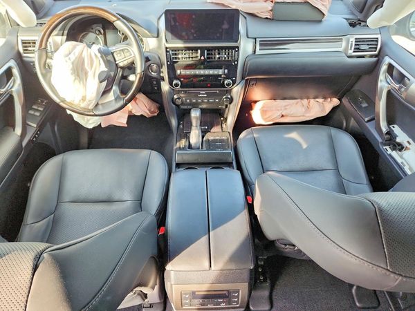 2023 LEXUS GX 460 Premium