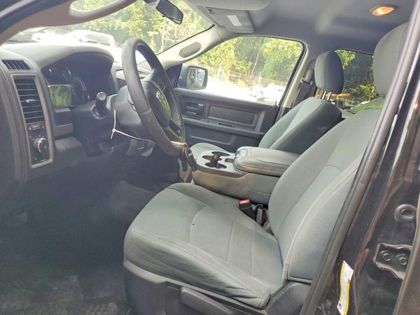 2017 RAM 1500 ST