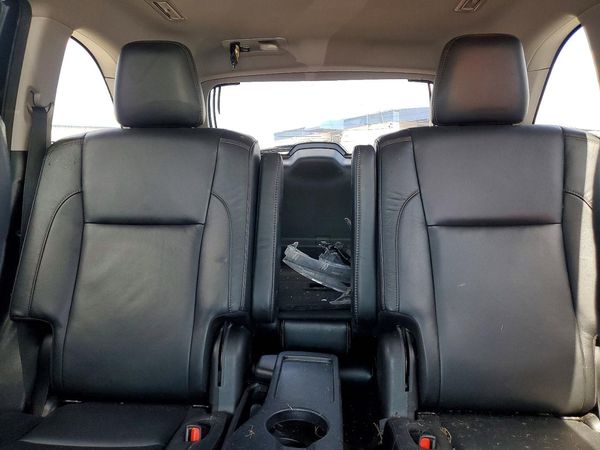 2017 TOYOTA HIGHLANDER SE/XLE